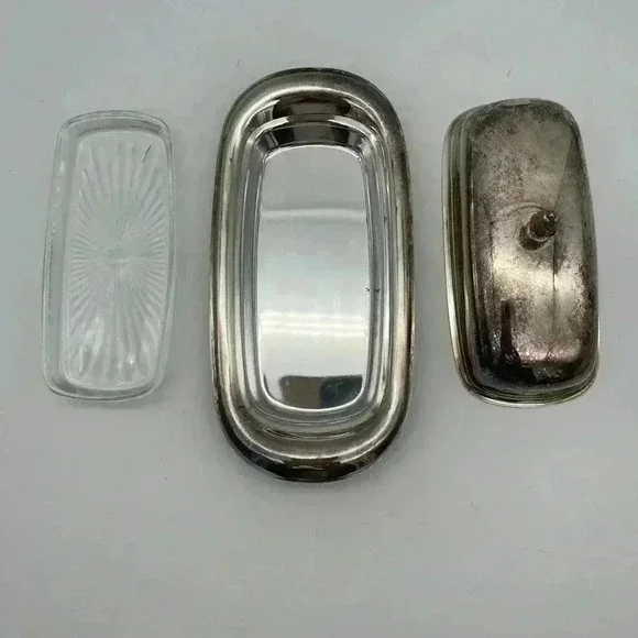 Vintage Silveplate, Butter Dish Elegant Patterned Pineapple Top, Glass insert - Picture 6 of 12